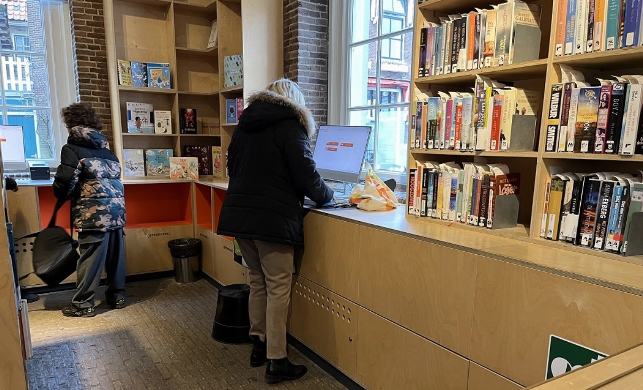 Raad van toezicht bibliotheek weer op volle sterkte